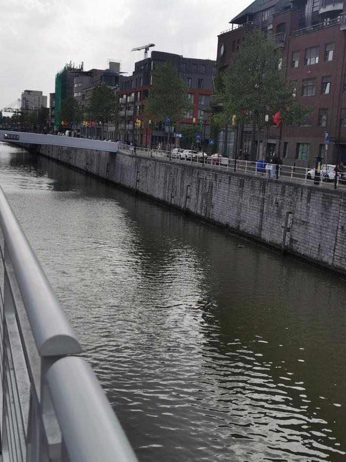 Exclusive Two-Level Apartment With Private Terrace On The Canal Брюссель Экстерьер фото